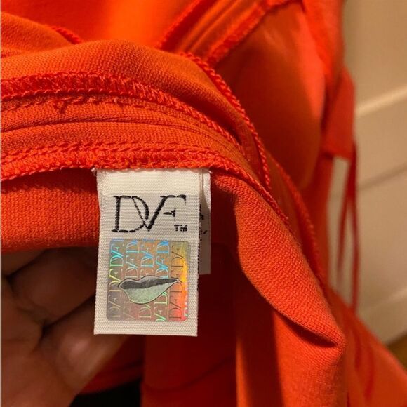 DIANE VON FURSTENBERG JAELYN DVF
Fit Flare Coral Dress - Picture 10 of 10